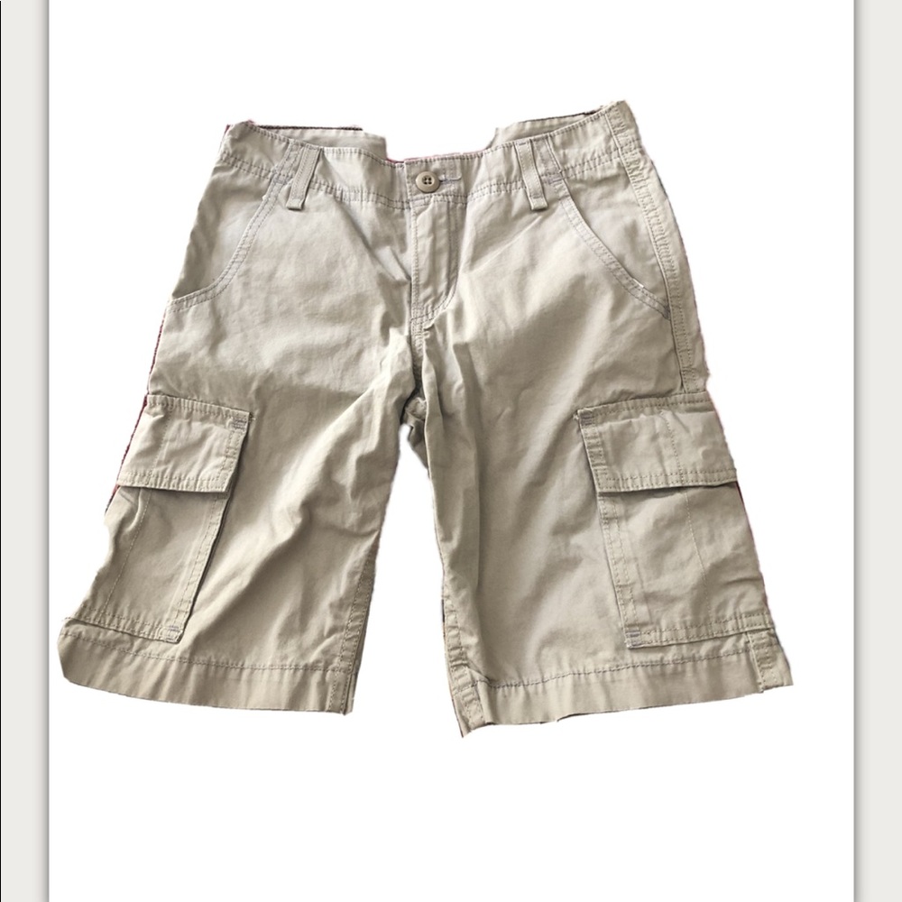 Boys Levi’s khaki cargo shorts - never worn